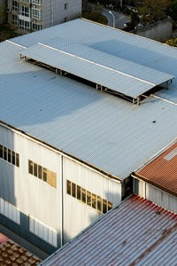 How to Soundproof a Metal Roof