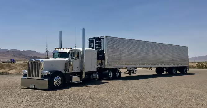 2018 Peterbilt 389 Flattop