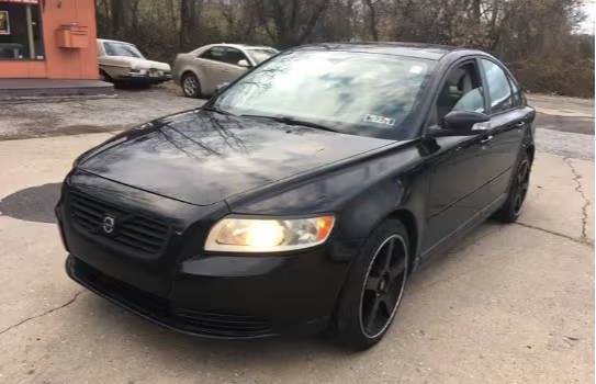 2008 S40 4 dr