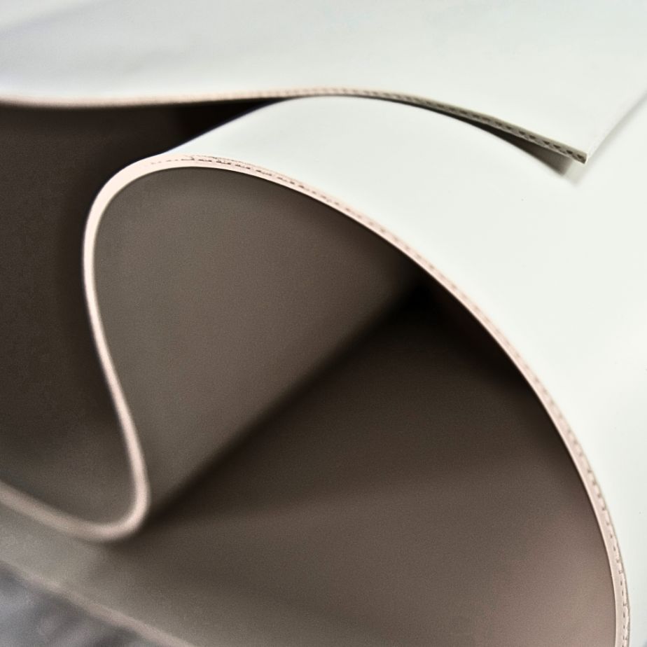 Luxury Liner white mlv rolls close up