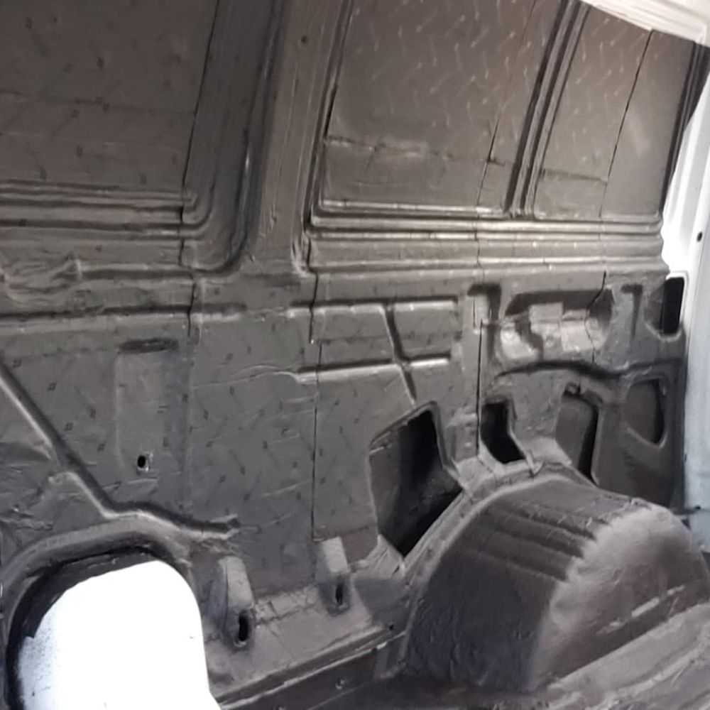 damplifier pro on transit van walls