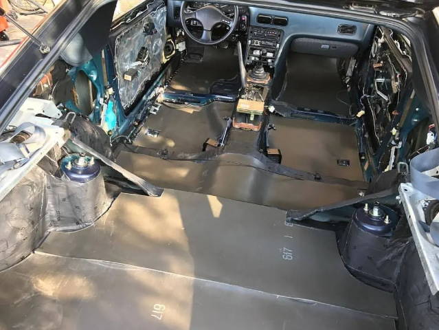 2010 Nissan 370 Z Soundproof