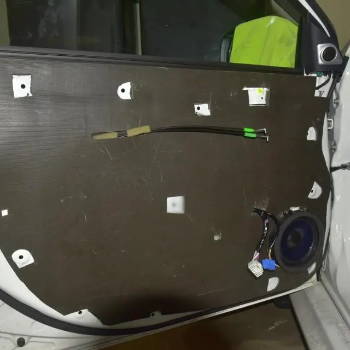 2014 Mitsubishi Evolution Door Soundproofing