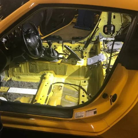 2010 Nissan 370 Z Soundproof