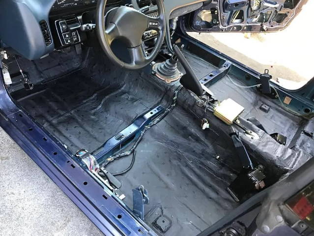 2010 Nissan 370 Z Soundproof
